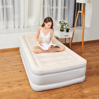 Matelas gonflable intelligent imperméable de taille unique Matelas gonflable double surélevé de style moderne avec pompe électrique intégrée