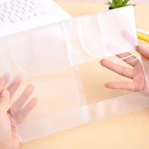 Porta Pasaportes Transparente de PVC para Viajes, Resistente al Agua, para Tarjetas de Identificación, Venta al Por Mayor 2025 - Product Image 6