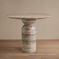 Table à manger ronde en marbre brut DH, base en travertin courbée artisanale, table en pierre massif pour maison contemporaine
