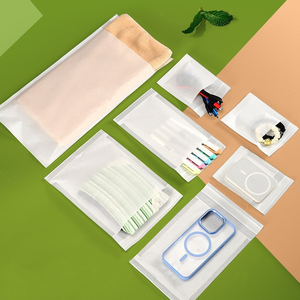 Bolsa de papel encerado de cristal blanco para ropa en stock 100% Sobres de embalaje de ropa autoadhesivos biodegradables Bolsas de papel - Product Image 5