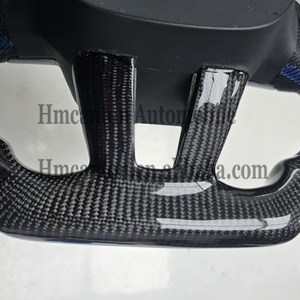 Nouveaux produits en gros : Volant de voiture classique en fibre de carbone perforée avec surpiqûres bleues pour Ford Focus - Product Image 3