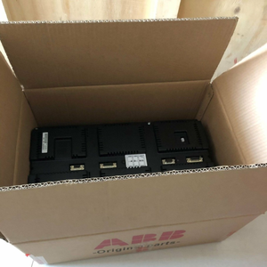 3HAC025338006 IRC5 คอนโทรลเลอร์ D6 3W PLC - Product Image 1