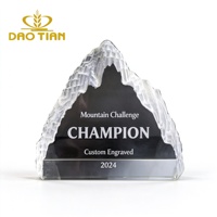 Trophée en cristal 3D Montagne, Plaque de récompense en verre Ice Peak, Base noire gravée au jet de sable, Trophée de champion pour Sports, Randonnée, Course à pied