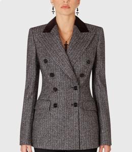 Costume de blazer structuré sur mesure <span class=keywords><strong>pour</strong></span> femmes OEM ODM avec fermeture à double boutonnage, ensembles <span class=keywords><strong>pantalon</strong></span> deux pièces <span class=keywords><strong>pour</strong></span> femmes - Product Image 4