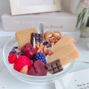 Bougie artisanale en cire de soja, nouveauté, en forme de dessert, bol de yaourt aux fruits simulés, cadeau de table unique - Product Image 2