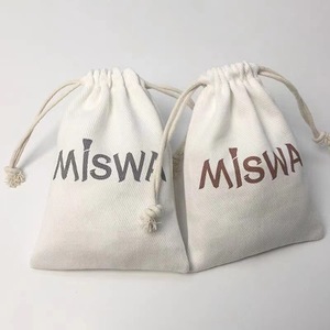 ถุงผ้าดิบออร์แกนิคสีขาวขนาดเล็กแบบมีเชือกผูก พร้อมโลโก้ - Product Image 6