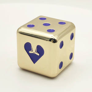 2026 Venta al por mayor de fábrica, dados de metal personalizados de <span class=keywords><strong>6</strong></span> caras con logotipo personalizado, dorados, de precisión, para juegos de acción y toma de decisiones, a granel - Product Image 4