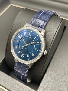 Montre de luxe pour femme, cadran bleu élégant, bracelet en or rose, chronographe de précision 22 mm, design étanche - Product Image 4