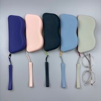Étui de rangement en silicone pour lunettes de soleil, anti-poussière, à suspendre, mignon, motif dessin animé, mini pochette en silicone pour pièces de monnaie et lunettes