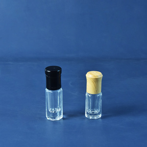 Anpassbare 3ml/6ml/12ml Transparente Schlanke Achteckige Glas-Kosmetikflasche für Parfüm und Ätherische Öle mit Leicht zu Öffnendem Deckel, Marke <span class=keywords><strong>YAFU</strong></span> - Product Image 3