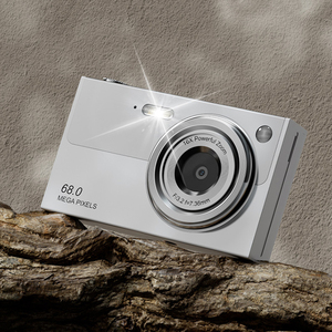 Kamera layar 2.8 inci, kamera <span class=keywords><strong>CCD</strong></span> <span class=keywords><strong>Mini</strong></span> perbesaran 16X, kamera Video Digital HD 4K, kartu memori 32gb bawaan