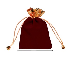 Bolsas de regalo de terciopelo Bolsas de joyería de terciopelo suave Bolsas de terciopelo Bolsa de joyería suave con cordones dorados - Product Image 1