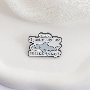 เข็มกลัดรูปฉลามน่ารัก สไตล์การ์ตูน ของขวัญเครื่องประดับน่ารัก ขายส่ง - Product Image 3