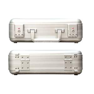 Estuche de <span class=keywords><strong>herramientas</strong></span> de aluminio ligero de alta calidad Material de aluminio duro Maletín de PC - Product Image 4