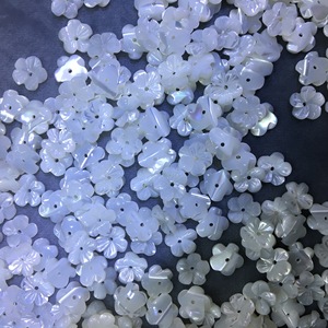 Tự Nhiên Vỏ Hoa Lau Móng Ngựa Trắng Vỏ Nước Biển Năm Cánh Hoa Cánh Hoa Tự Làm Phụ Kiện Bông Tai 8Mm 10Mm Trung Quốc Hạt - Product Image 3