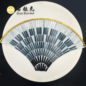 Motif <span class=keywords><strong>de</strong></span> fleur en forme d'éventail personnalisé coupe <span class=keywords><strong>de</strong></span> verre mosaïque murale pour mur et sol déco - Product Image 1