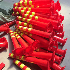 Poteau de signalisation routière réfléchissant en plastique PE pour la protection routière, modèle <span class=keywords><strong>mille</strong></span> trente-un - Product Image 1