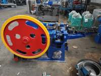 Machine automatique de fabrication de clous-agrafes en U à pointe barbelée pour clôtures de volailles et composants de moteur de filetage