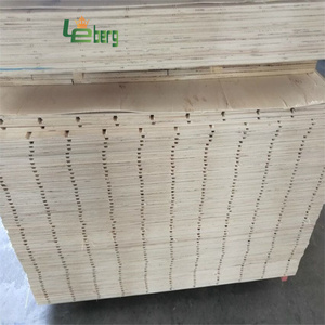 4x8 ranurado estructural Wbp pegamento Radiata Pino madera contrachapada 18 <span class=keywords><strong>mm</strong></span> hoja lengüeta y ranura madera contrachapada de pino para techo - Product Image 4