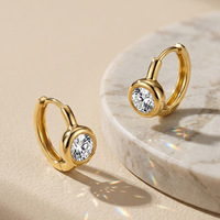 Venta al por Mayor Transfronteriza de Pendientes Unisex de Plata 925 con Diseño Geométrico Coreano-Europeo-Americano Minimalista y Micro-pavé de Moissanita