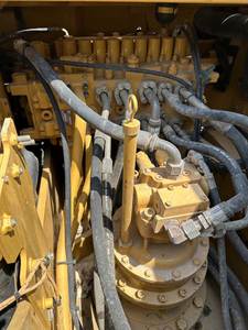 Excavatrice Caterpillar 320gc d'occasion, 20 tonnes, avec moteur, boîte de vitesses, composants essentiels inclus, accessoire de préhension inclus - Product Image 5