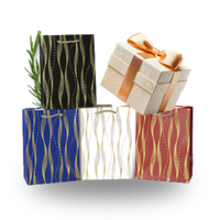 Caja de Regalo Navideña Hecha a Mano con Logotipo Personalizado, Papel de Arte, Impresión Offset en Algodón, Colores Personalizados, Tamaño Personalizado, Bolsa de Papel a Juego - Global