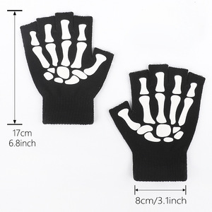 Gants tricotés mi-doigts en jacquard squelette pour Halloween, en acrylique/coton, écologiques, respirants et chauds, pour fêtes, vente en gros à prix abordable - Product Image 3