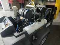 Compresseurs d'Air à Vis Portables Atlas Copco XAS88 à Moteur Diesel KUBOTA 7 Bars 100 PSI 175 CFM 5m³/min Efficaces Compacts Industriels