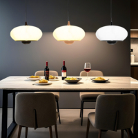 Luminaire suspendu LED réglable en hauteur en marbre blanc de Carrare poli à la main de qualité supérieure, pour salon de luxe, table à manger, intérieur