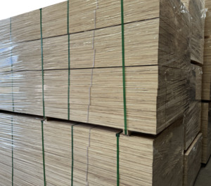 Precio más barato Mejor calidad LVL <span class=keywords><strong>vigas</strong></span> <span class=keywords><strong>de</strong></span> construcción/LVB/<span class=keywords><strong>madera</strong></span> <span class=keywords><strong>de</strong></span> álamo <span class=keywords><strong>de</strong></span> pino para la venta - Product Image 3