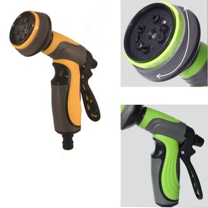Herramienta de Jardinería con 10 Modos de Rociado para Uso en Exteriores, Mango Cómodo, Flujo de Agua Personalizable, Uso Doméstico para Lavado de Autos - Product Image 4