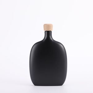 Botella de Agua/Licor/Vino/Vodka/Whisky Portátil de Alta Calidad de 8oz, Mini, de Acero Inoxidable 304, con Tapa de Madera, Diseño Minimalista, para Camping - Product Image 1