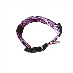 Collar Ajustable de Nailon Resistente para Perros - Cómodo y Elegante para Perros Pequeños y Grandes - Product Image 2