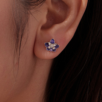 Ohrstecker aus 925er-Sterlingsilber mit lila Orchideenblüten, Schmetterlings-Ohrstecker für Damen, originelles edles Schmuckgeschenk für Mama BSE1301