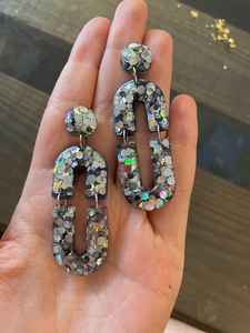 ต่างหูเรซิ่นทำมือ ดีไซน์มีสไตล์ น้ำหนักเบา เหมาะสำหรับสวมใส่ในชีวิตประจำวัน งานปาร์ตี้ ชุดลำลอง เครื่องประดับแฟชั่น - Product Image 6