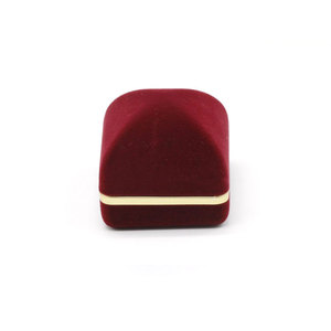 Special personalized led lighted velvet Custom jewelry box for rings and necklace
