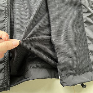 ชุดวิ่งจ๊อกกิ้งแบบเย็บปะติดกางเกงผ้าไนลอนชุดวอร์มกันลมเสื้อแจ็กเก็ตแบบรูดซิปทำจากโพลีเอสเตอร์100% - Product Image 4