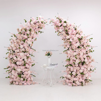Arche florale élégante pour mariage, rangée de roses artificielles pour décoration de scène extérieure, toile de fond de mariage, décoration d'événements