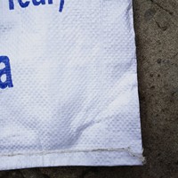 Sac d'emballage en PP imprimé personnalisé de 25 kg pour sulfate de cuivre, poudre de mastic, farine, sac d'emballage tissé