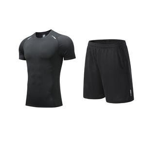 ชุดเสื้อทีมฟุตบอลตัดได้อย่างแม่นยำเสื้อและกางเกงขาสั้นโพลีเอสเตอร์ - Product Image 2