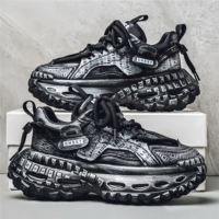 Chaussures de sport décontractées tendance pour hommes, nouvelle collection, semelle épaisse, rehaussantes, antidérapantes, légères, style papa, rétro, color-block