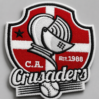 Écusson brodé personnalisé pour équipe sportive, logo de baseball en forme de casque de chevalier, écusson thermocollant brodé pour veste et uniforme