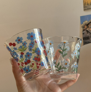 Tazza da <span class=keywords><strong>Caffè</strong></span> e Latte in Vetro con Fiori di <span class=keywords><strong>Margherita</strong></span> Dipinta a Mano, Stile Retrò Romantico, 250ml, Resistente al Calore, per Uso Femminile - Product Image 5