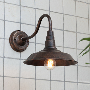 Applique murale industrielle couleur rouille, abat-jour en métal de 26 cm, lampe murale de style ferme, pour la décoration de la véranda, du garage, de la chambre à coucher - Product Image 1