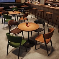 Meubles commerciaux en bois massif de style rustique vintage d'Asie du Sud-Est, table et chaises pour restaurant, bar, boulangerie, café