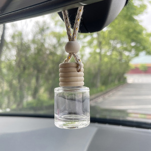 Difusor de Perfume para Auto, Botella Redonda de 8ml, Cuerda de Algodón Dorada, Adorno para Auto, Envase Vacío - Product Image 1