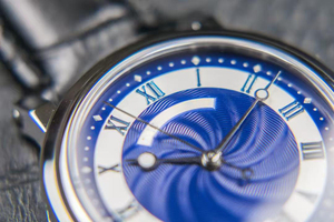 Montre mécanique automatique de haute qualité, élégante et charmante, une montre mécanique haut de gamme classique adaptée aux deux sexes - Product Image 3