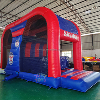 Jeux commerciaux en plein air populaires Plate-forme de saut de cascade géante en PVC durable Jeux de sport gonflables à double saut en chute libre