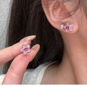 Pendientes de Flor Rosa con Microincrustaciones de Diamantes para Mujer, Regalo, Yiwu - Product Image 3