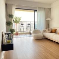 Loseta Vinílica Autoadhesiva LVT con Apariencia de Mármol, Material Libre de Formaldehído Grado E0, para Áreas Interiores de Alto Tráfico